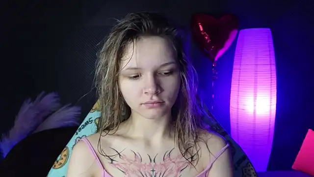 LitaBrom online show from February 14, 2025, 1:13 am