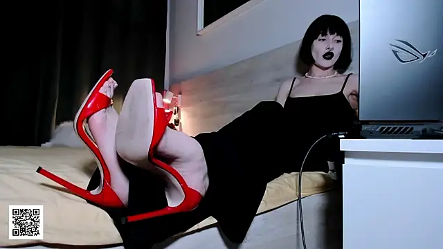  Goddess Misha  online show from February 1, 2026, 9:02 pm