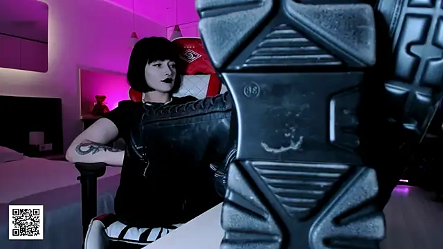  Goddess Misha  online show from October 6, 2025, 9:15 pm