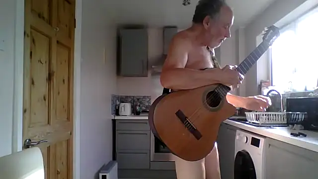 Snapshot of jimmybenido chatting on September 12, 2025, 4:07 pm jimmybenido online show from September 12, 2025, 4:07 pm