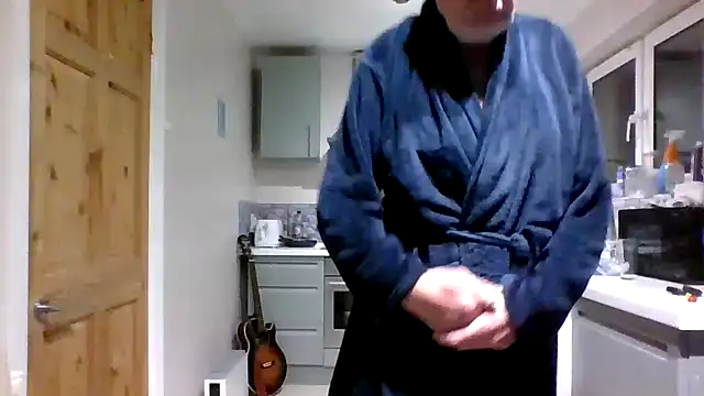 Snapshot of jimmybenido chatting on November 11, 2025, 5:30 pm jimmybenido online show from November 11, 2025, 5:30 pm