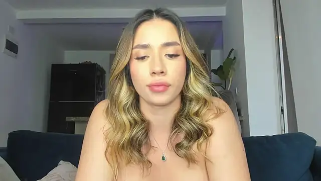 honeyann08 online show from February 21, 2025, 10:37 pm