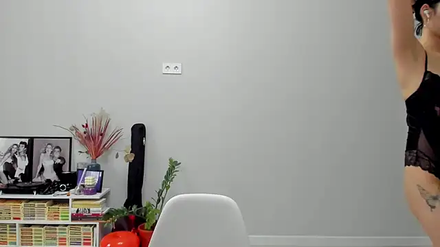 ailey chao online show from February 19, 2026, 2:41 am