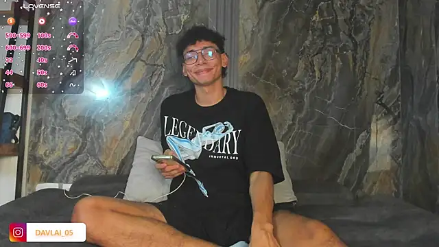 Daviid laidd online show from December 23, 2025, 7:40 am