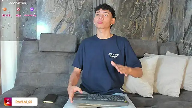 Daviid laidd online show from January 5, 2026, 7:17 pm