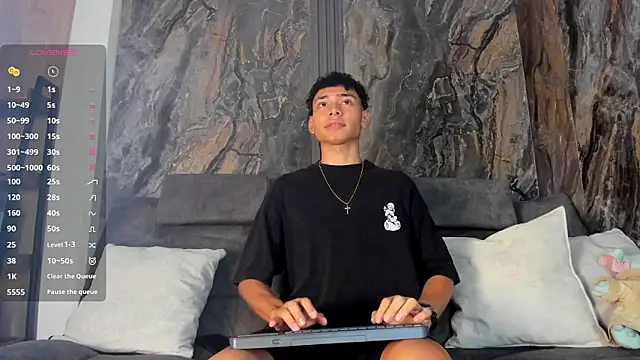 Daviid laidd online show from March 25, 2026, 7:24 pm