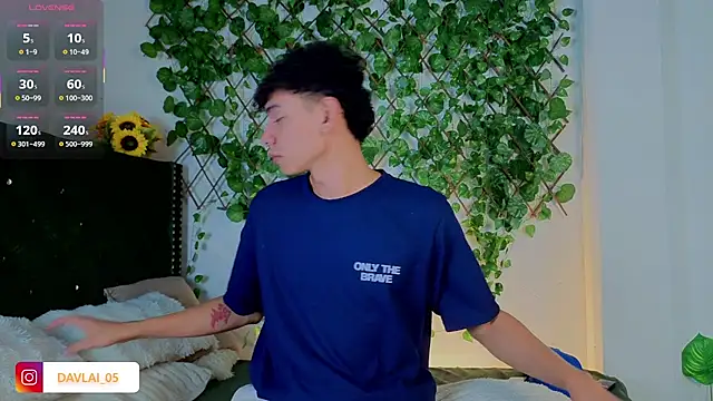 Daviid laidd online show from November 8, 2025, 8:34 pm