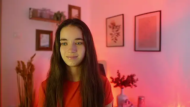 Gia Paige18 online show from September 15, 2025, 10:15 am