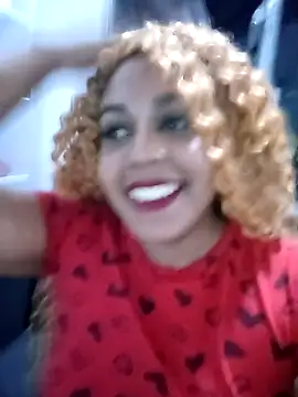 ELLA KELLY online show from March 25, 2026, 12:04 pm