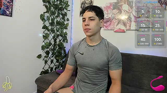 jonathanjoestar  online show from February 7, 2025, 7:38 pm