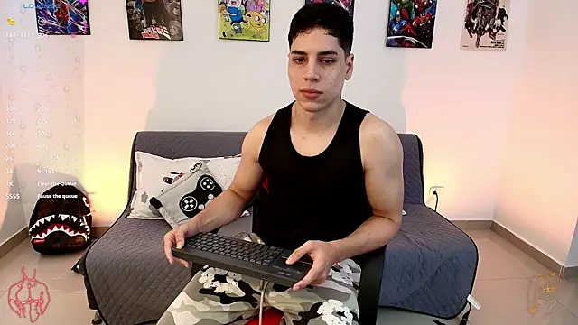 jonathanjoestar  online show from April 17, 2026, 8:44 pm