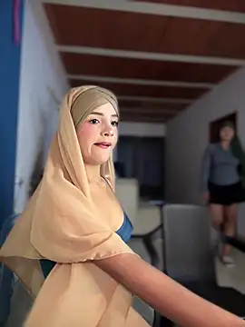 lalilamassu1 online show from November 24, 2025, 10:10 pm