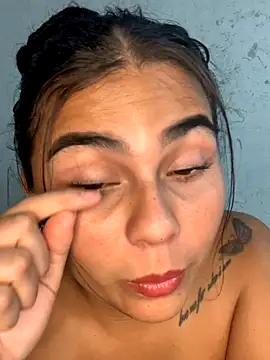 Teen porn online show from October 10, 2025, 4:46 am