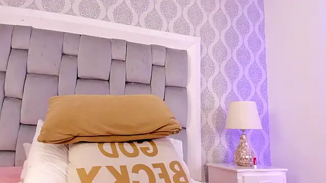 Sara  Williams online show from March 21, 2025, 4:06 am