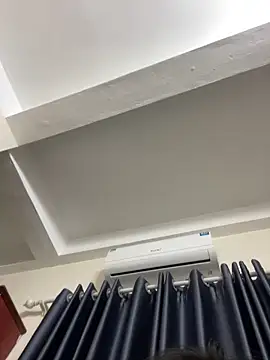 Louis Baby online show from March 4, 2025, 3:26 pm