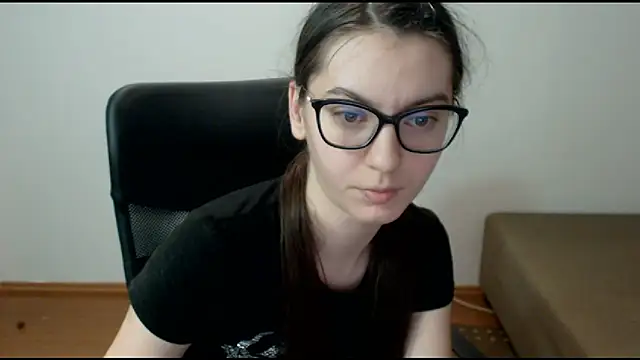 CuteJollie4U online show from March 12, 2025, 8:09 pm