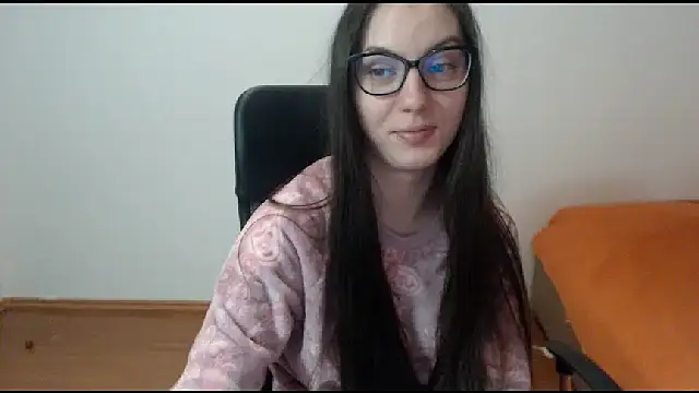 CuteJollie4U online show from February 18, 2025, 6:58 pm