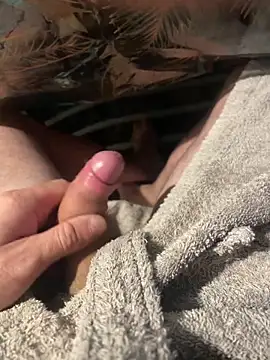 dimitriei online show from October 22, 2025, 5:07 am