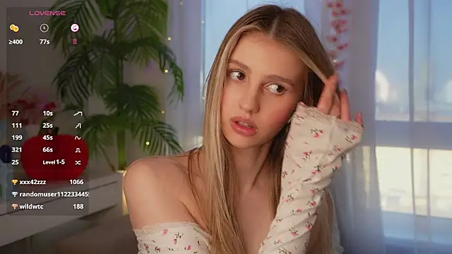 Fluffy-Angel online show from February 28, 2025, 11:36 am