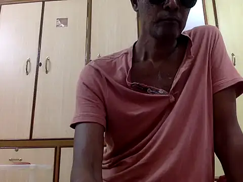 Snapshot of Lookin4Kinky_Partner chatting on November 18, 2025, 4:49 am Lookin4Kinky Partner online show from November 18, 2025, 4:49 am