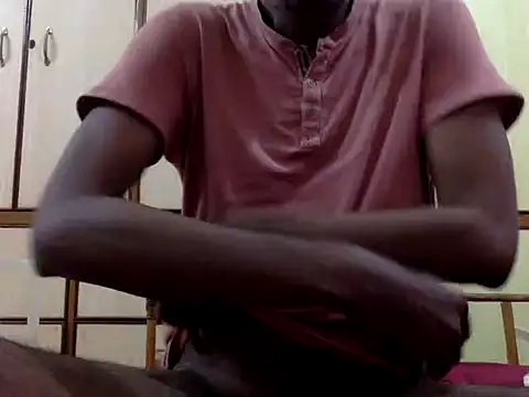 Snapshot of Lookin4Kinky_Partner chatting on December 23, 2025, 7:18 am Lookin4Kinky Partner online show from December 23, 2025, 7:18 am