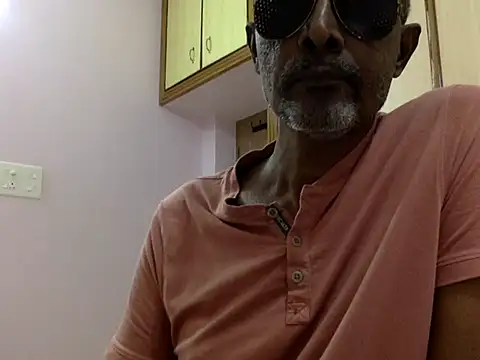 Snapshot of Lookin4Kinky_Partner chatting on December 20, 2025, 1:03 pm Lookin4Kinky Partner online show from December 20, 2025, 1:03 pm