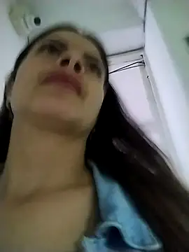 zhoelis xx online show from February 5, 2025, 12:27 pm