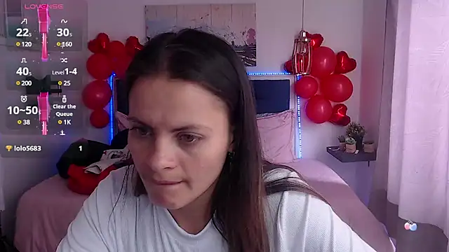 zhoelis xx online show from February 3, 2025, 3:38 pm