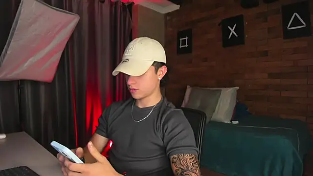 Ares Dickson online show from February 16, 2025, 6:32 am