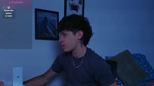 Ares Dickson online show from November 20, 2025, 4:02 am