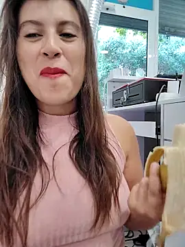 GatitaXD27 online show from September 9, 2025, 8:35 am