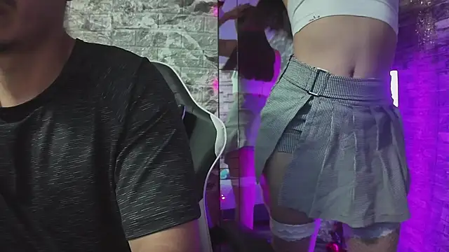 HotCouple 697 online show from December 21, 2025, 1:30 am