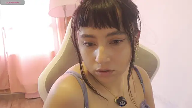 emitaa17228o online show from April 1, 2026, 8:06 pm