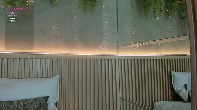 Lana Lann online show from April 10, 2026, 12:01 pm