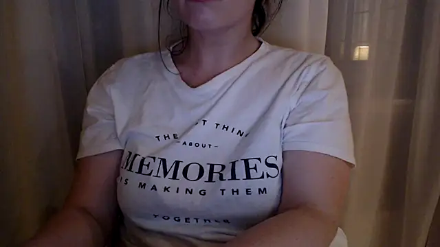 Snapshot of Sandysecret chatting on September 8, 2025, 8:19 pm Sandysecret online show from September 8, 2025, 8:19 pm