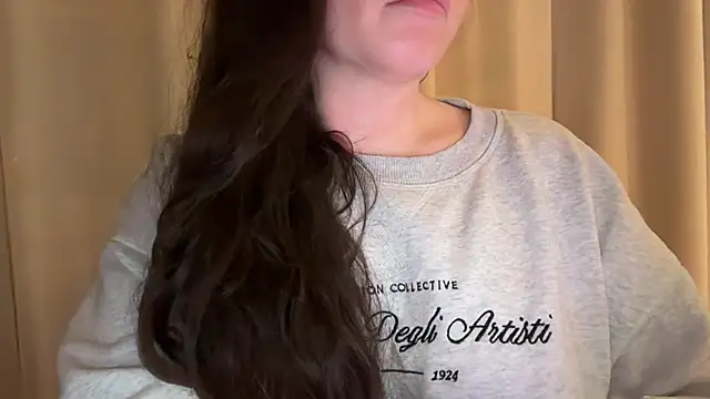 Snapshot of Sandysecret chatting on January 13, 2026, 9:41 pm Sandysecret online show from January 13, 2026, 9:41 pm