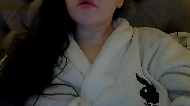 Snapshot of Sandysecret chatting on December 17, 2024, 8:21 pm Sandysecret online show from December 17, 2024, 8:21 pm