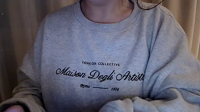 Snapshot of Sandysecret chatting on September 24, 2025, 8:26 pm Sandysecret online show from September 24, 2025, 8:26 pm