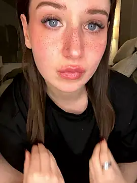 nerdynina online show from January 8, 2026, 12:38 am