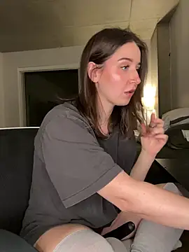 nerdynina online show from November 8, 2025, 10:24 pm