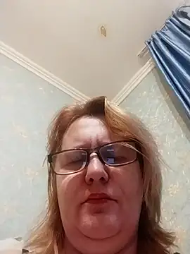 Forest-Lady online show from November 26, 2025, 12:05 pm