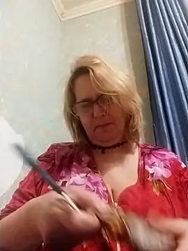 Forest-Lady online show from December 18, 2025, 1:37 pm