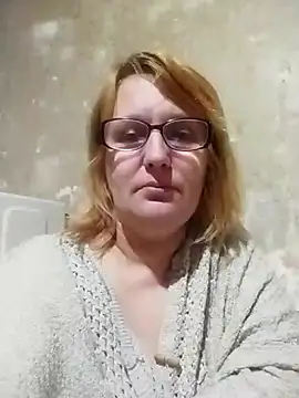 Forest-Lady online show from March 28, 2026, 8:21 pm