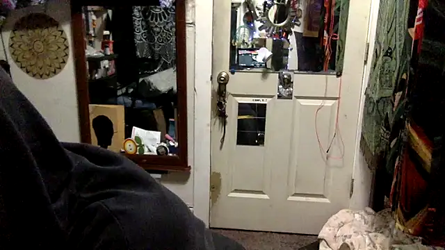 Robriguezxxx online show from December 5, 2025, 4:44 am