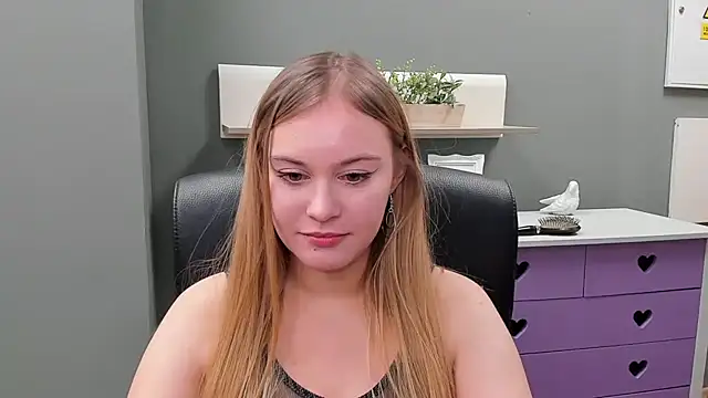 kitty valeria online show from February 9, 2025, 11:25 am