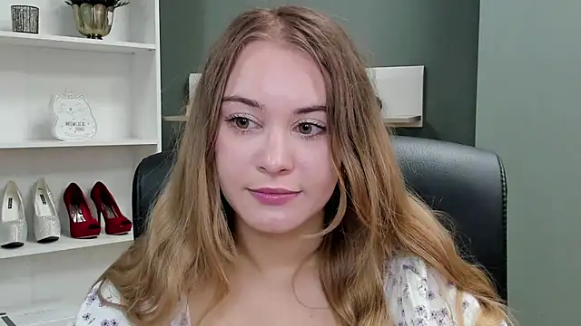 kitty valeria online show from October 11, 2025, 6:36 am