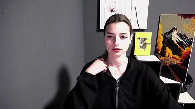 Snapshot of lady_olivia_ chatting on May 27, 2026, 4:36 pm lady olivia online show from May 27, 2026, 4:36 pm