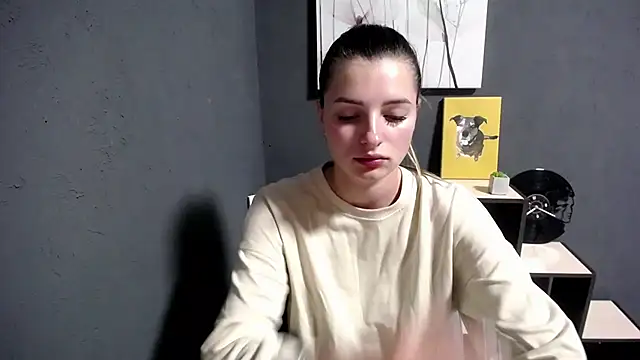 lady olivia  online show from October 8, 2025, 4:51 pm