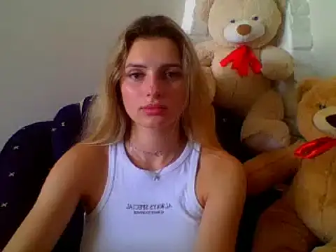 lady olivia  online show from July 16, 2026, 8:00 am