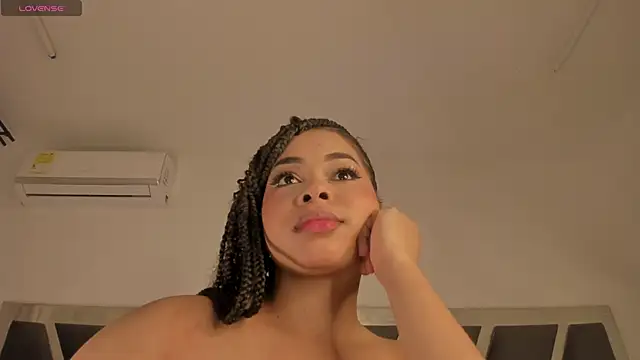 Samanntha Rose online show from October 18, 2025, 12:51 pm